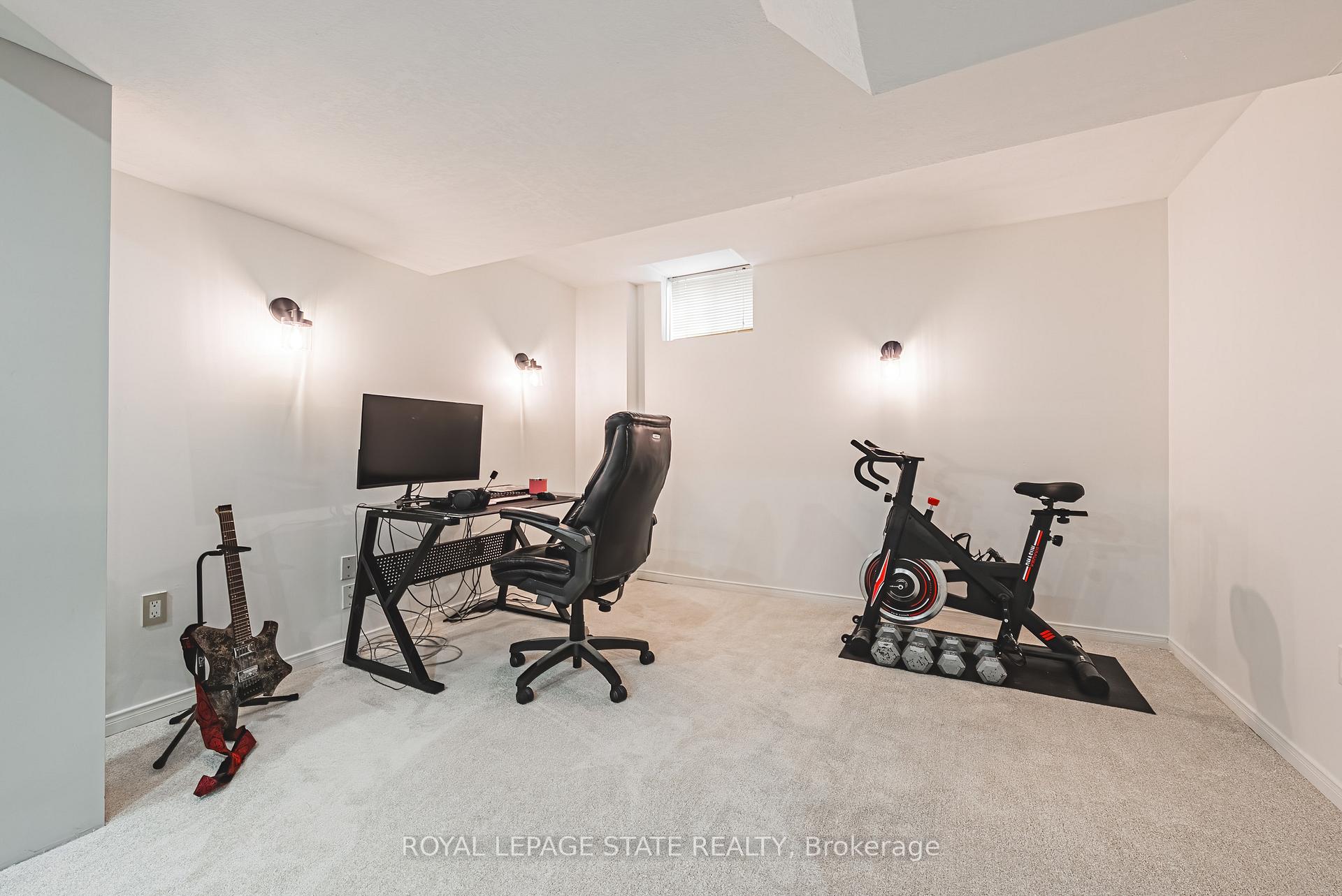 Photo 48 of 95 Livingstone Drive, Hamilton, Dundas — HOMEH