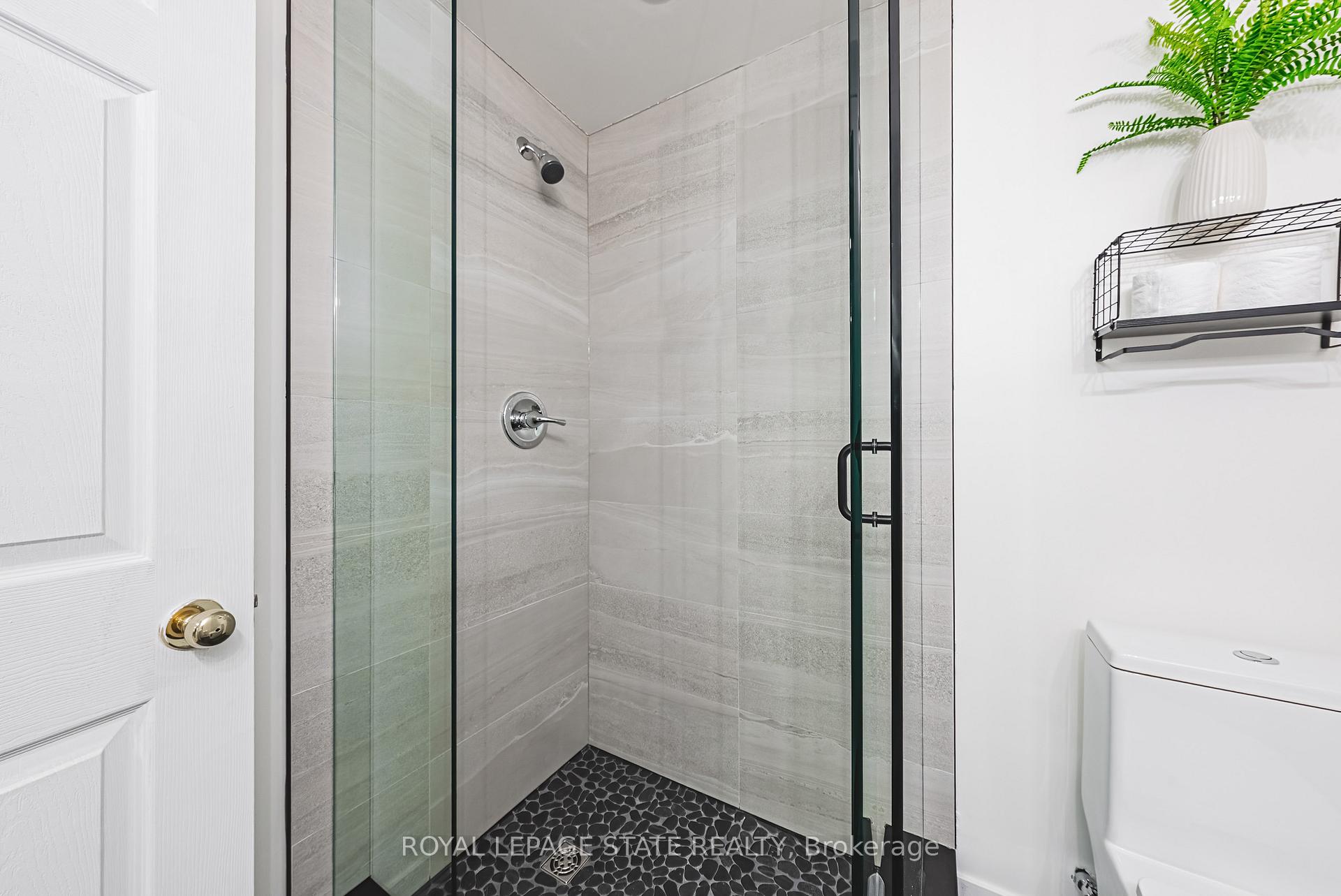 Photo 35 of 95 Livingstone Drive, Hamilton, Dundas — HOMEH