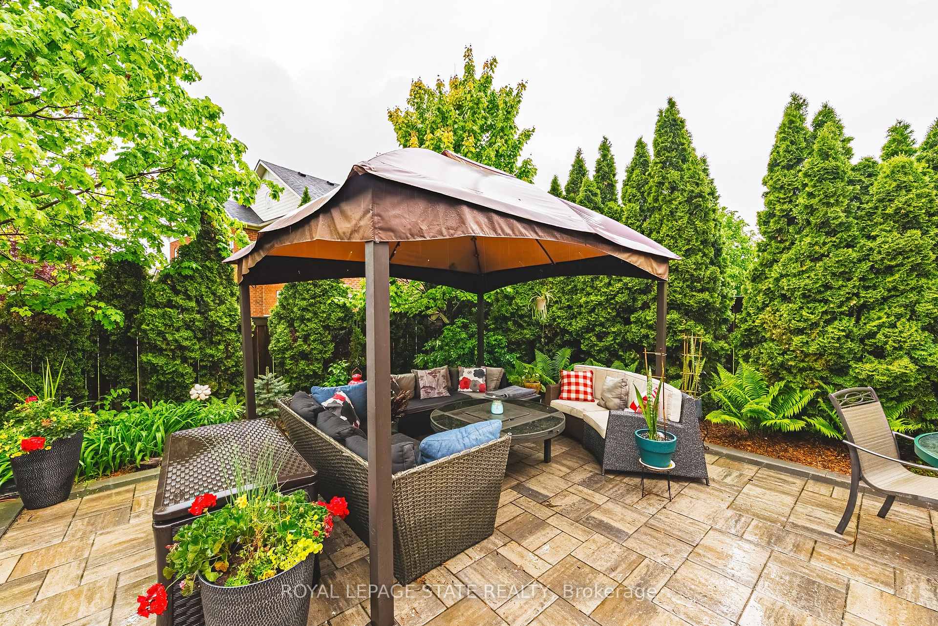 Photo 42 of 95 Livingstone Drive, Hamilton, Dundas — HOMEH