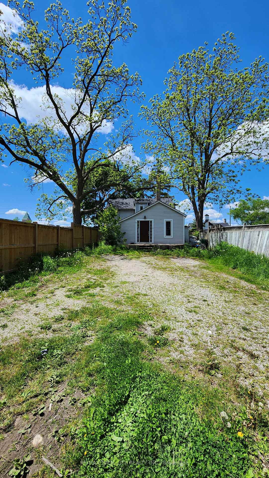 Photo 2 of 44 Haddington Street, Cambridge, Galt City Centre — HOMEH