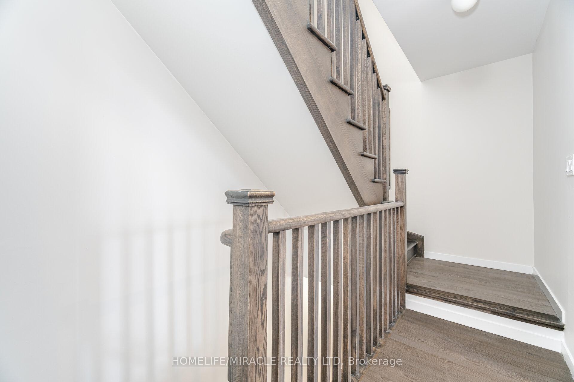 Photo 16 of Unit 424, 1711 Pure Spring Boulevard, Pickering, Duffin Heights — HOMEH