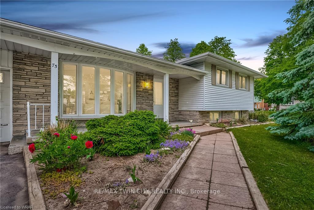 Front of 75 Bettley Crescent