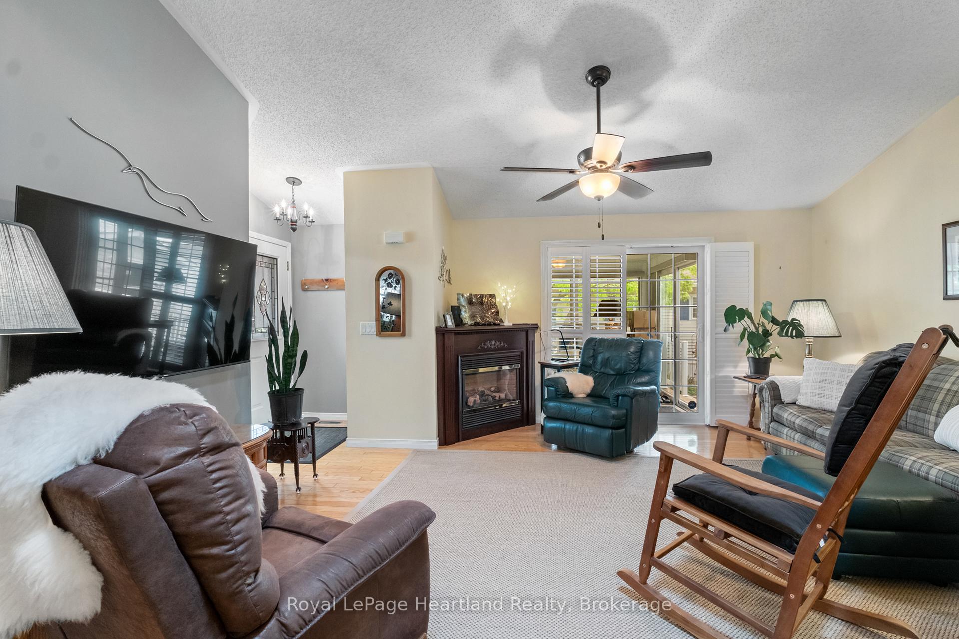 Photo 3 of 81402 Champlain Boulevard, Ashfield-Colborne-Wawanosh, Colborne — HOMEH