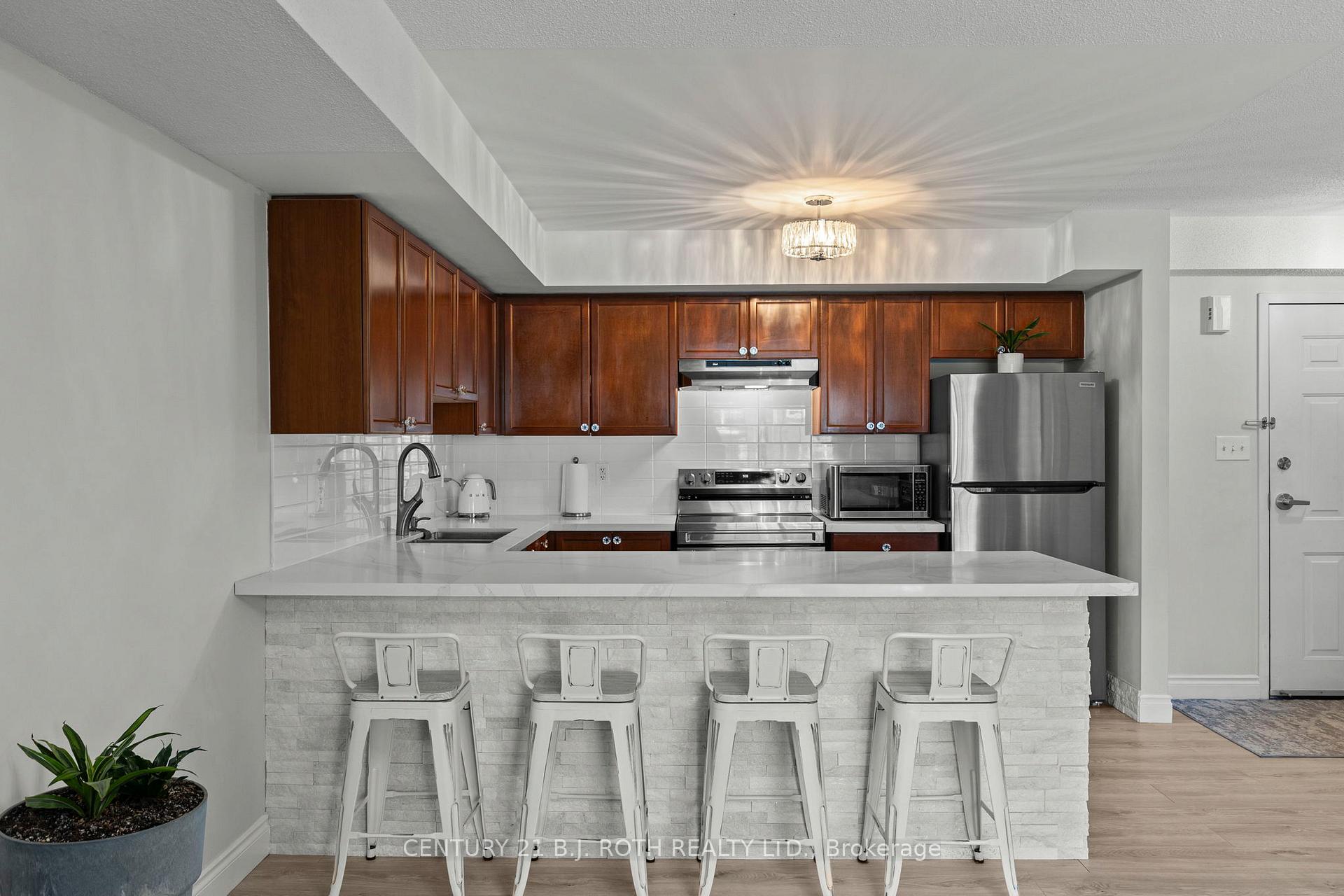 Photo 3 of Unit 17, 41 Coulter Street, Barrie, Sunnidale — HOMEH