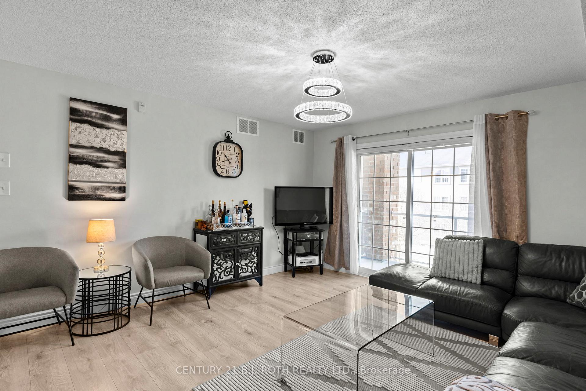 Photo 5 of Unit 17, 41 Coulter Street, Barrie, Sunnidale — HOMEH