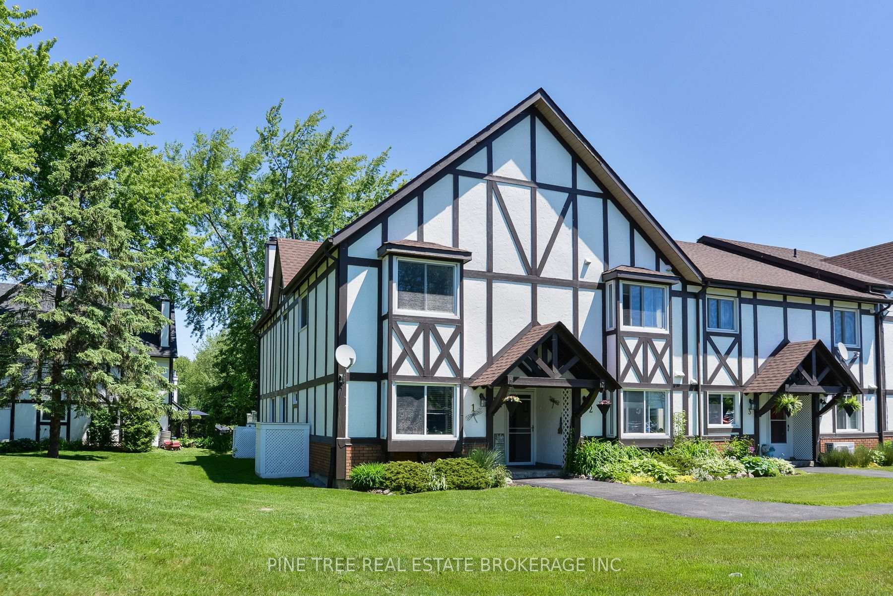 Photo 1 of Unit 1, 31 Laguna Parkway, Ramara, Brechin — HOMEH