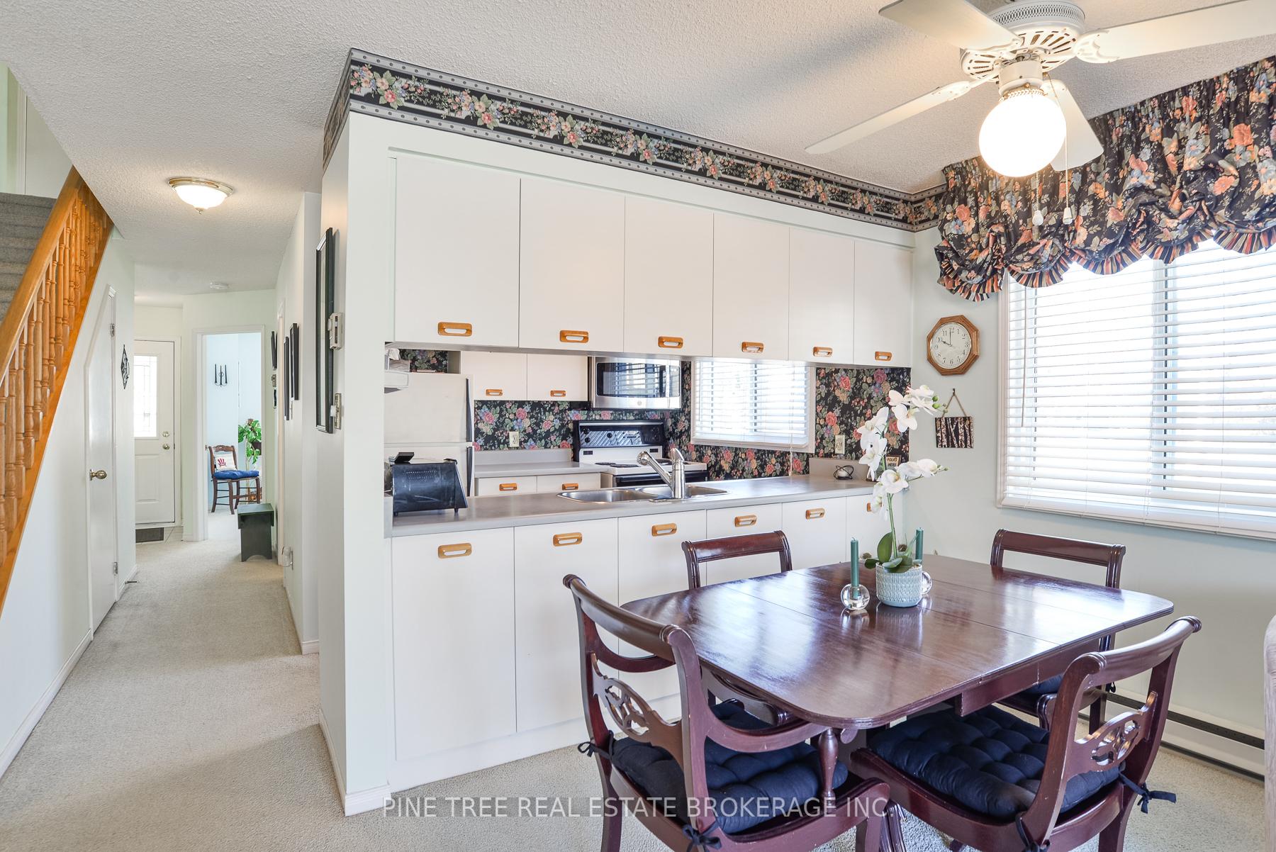 Photo 8 of Unit 1, 31 Laguna Parkway, Ramara, Brechin — HOMEH