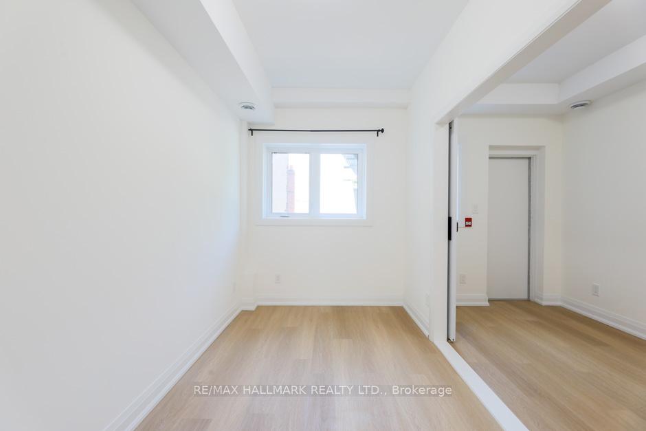 Photo 17 of Unit B, 2199 Queen Street, Toronto, The Beaches — HOMEH