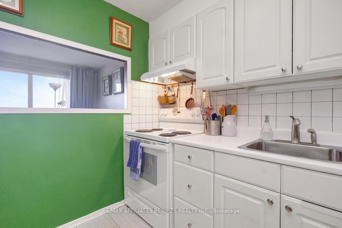 Photo 5 of Unit 607, 20 Chesterton Drive, Ottawa, Borden Farm/Stewart Farm/Carleton Heights/Parkwood Hills — HOMEH