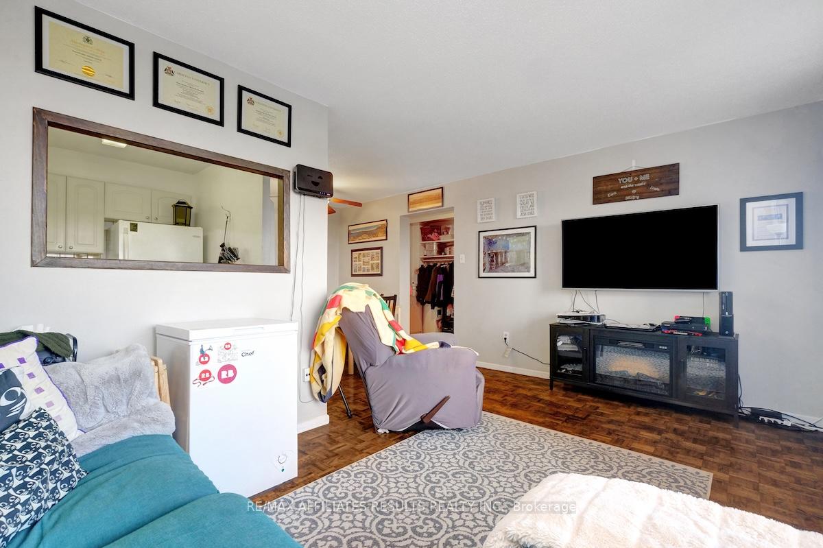Photo 6 of Unit 607, 20 Chesterton Drive, Ottawa, Borden Farm/Stewart Farm/Carleton Heights/Parkwood Hills — HOMEH