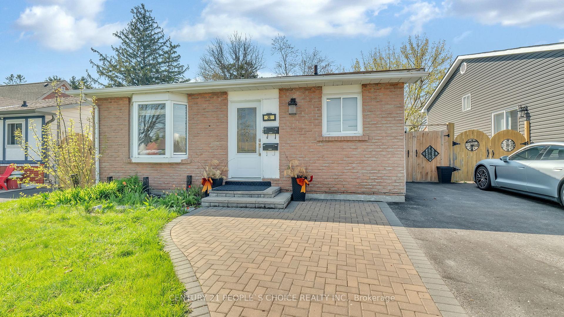 Photo 15 of 24 Grassmere Court, Oshawa, Lakeview — HOMEH