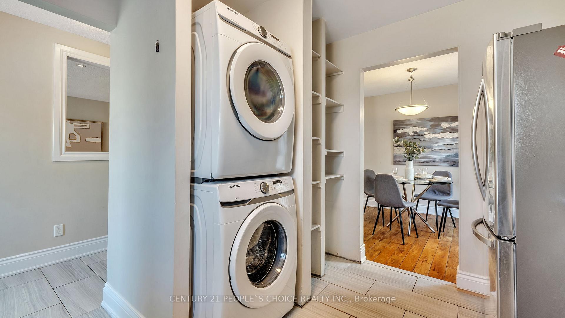 Photo 17 of 24 Grassmere Court, Oshawa, Lakeview — HOMEH