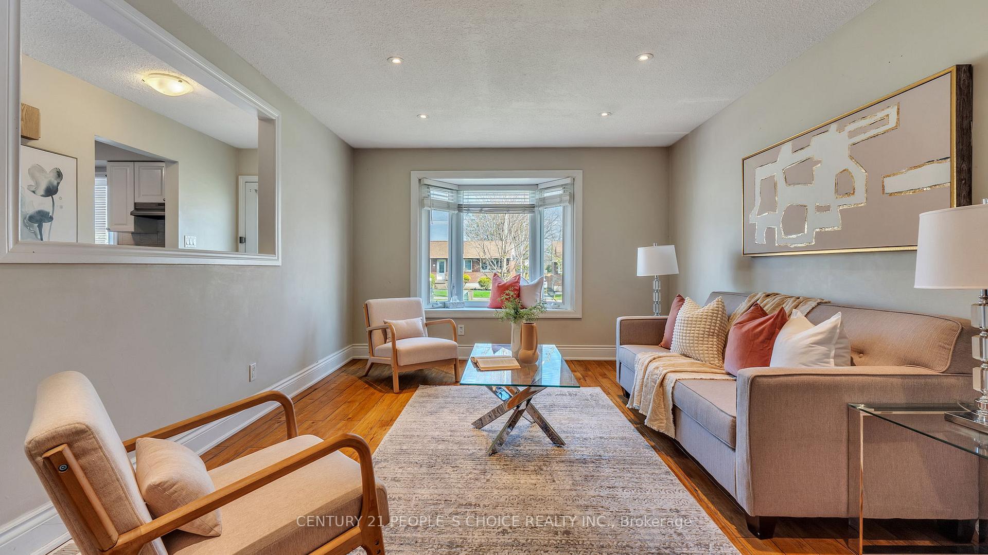 Photo 20 of 24 Grassmere Court, Oshawa, Lakeview — HOMEH
