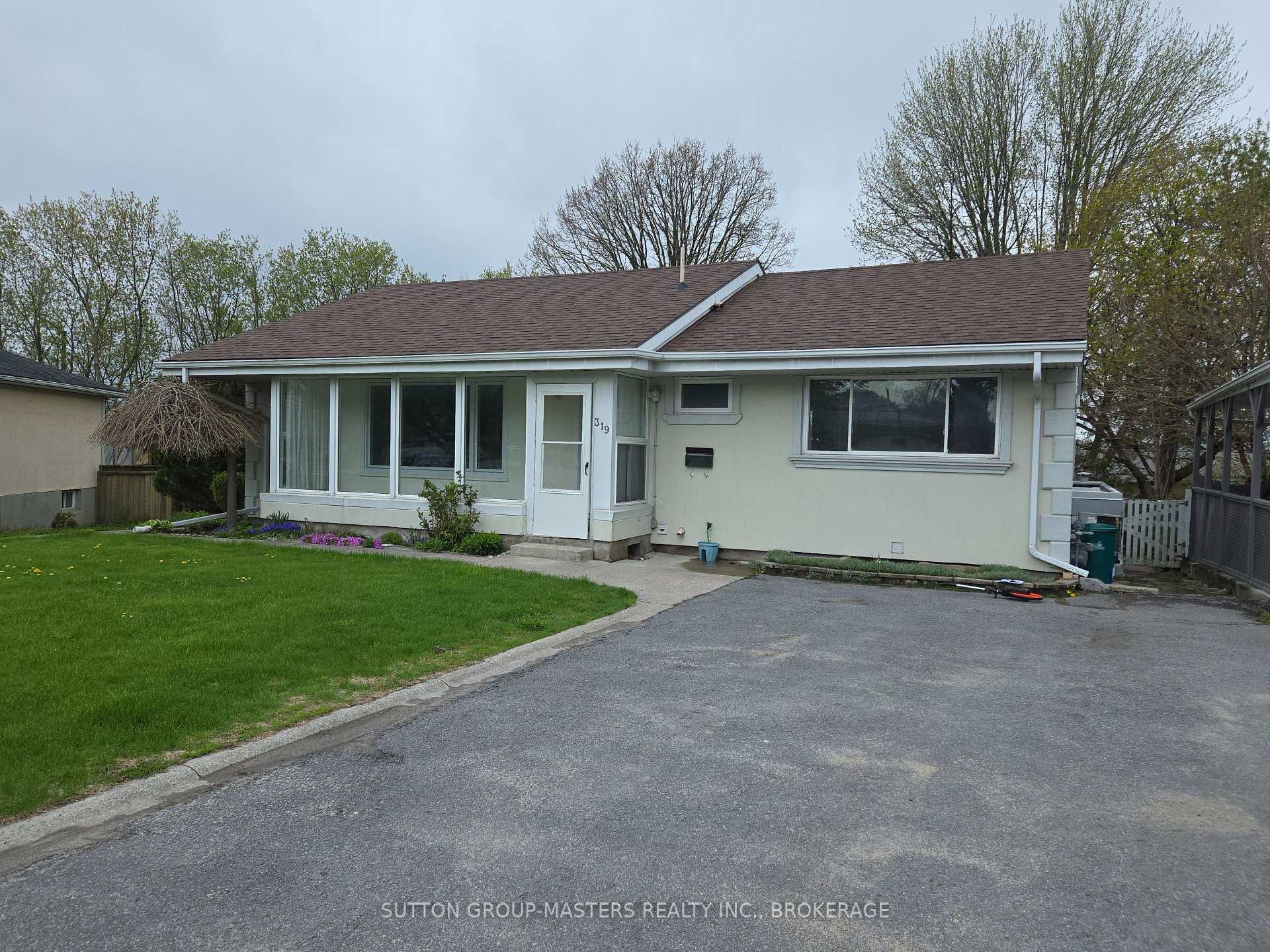 Photo 7 of 319 Arrowhead Place, Kingston, West of Sir John A. Blvd — HOMEH