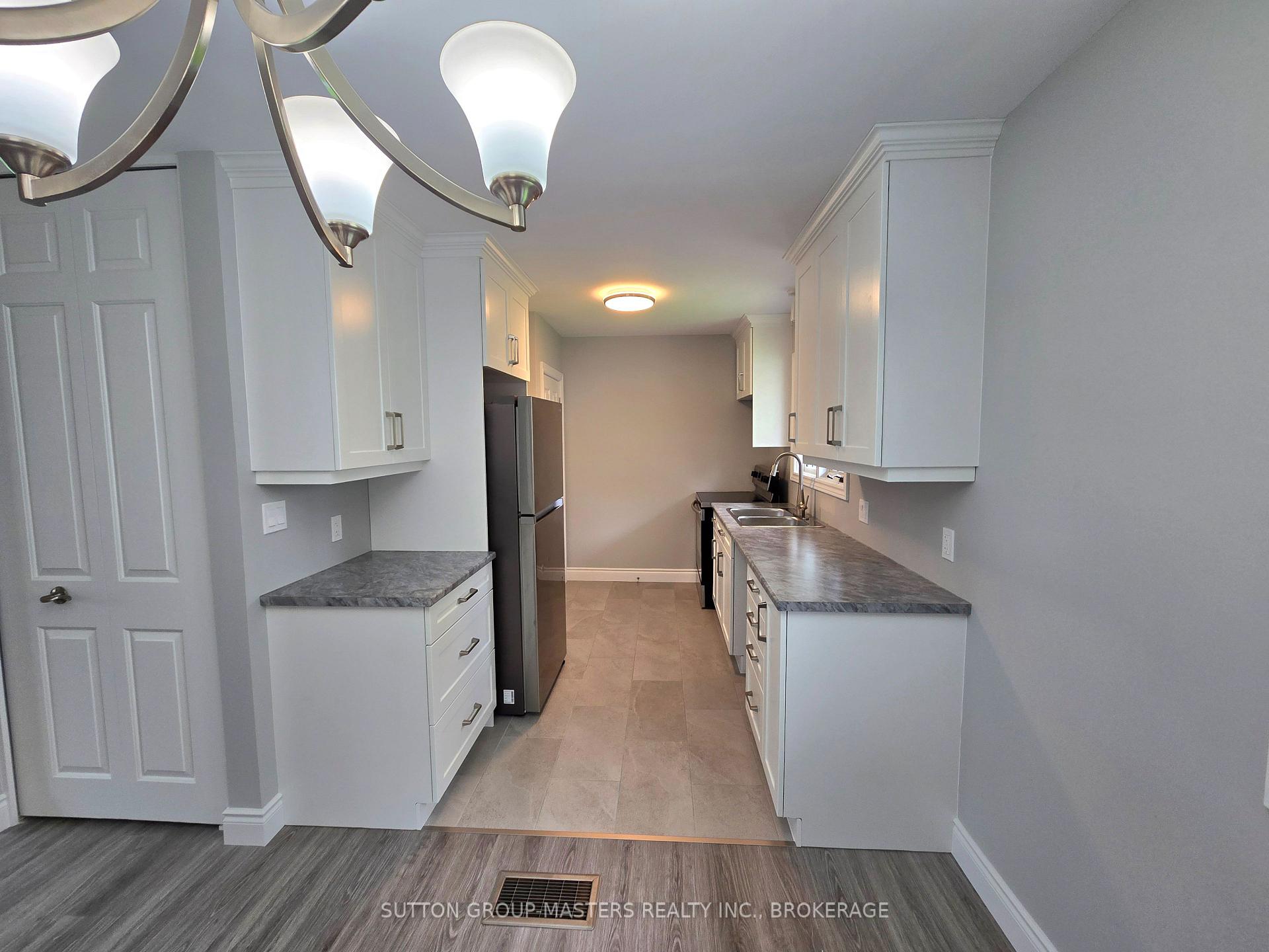 Photo 11 of 319 Arrowhead Place, Kingston, West of Sir John A. Blvd — HOMEH