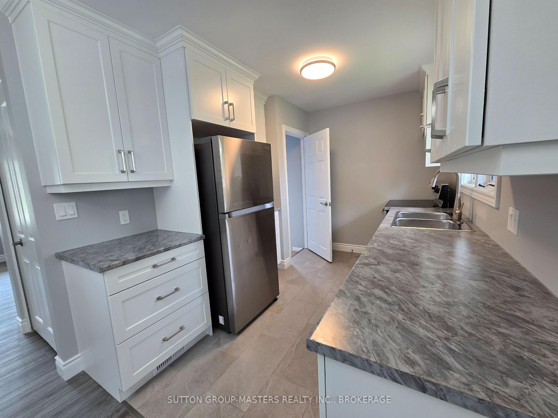 Photo 9 of 319 Arrowhead Place, Kingston, West of Sir John A. Blvd — HOMEH