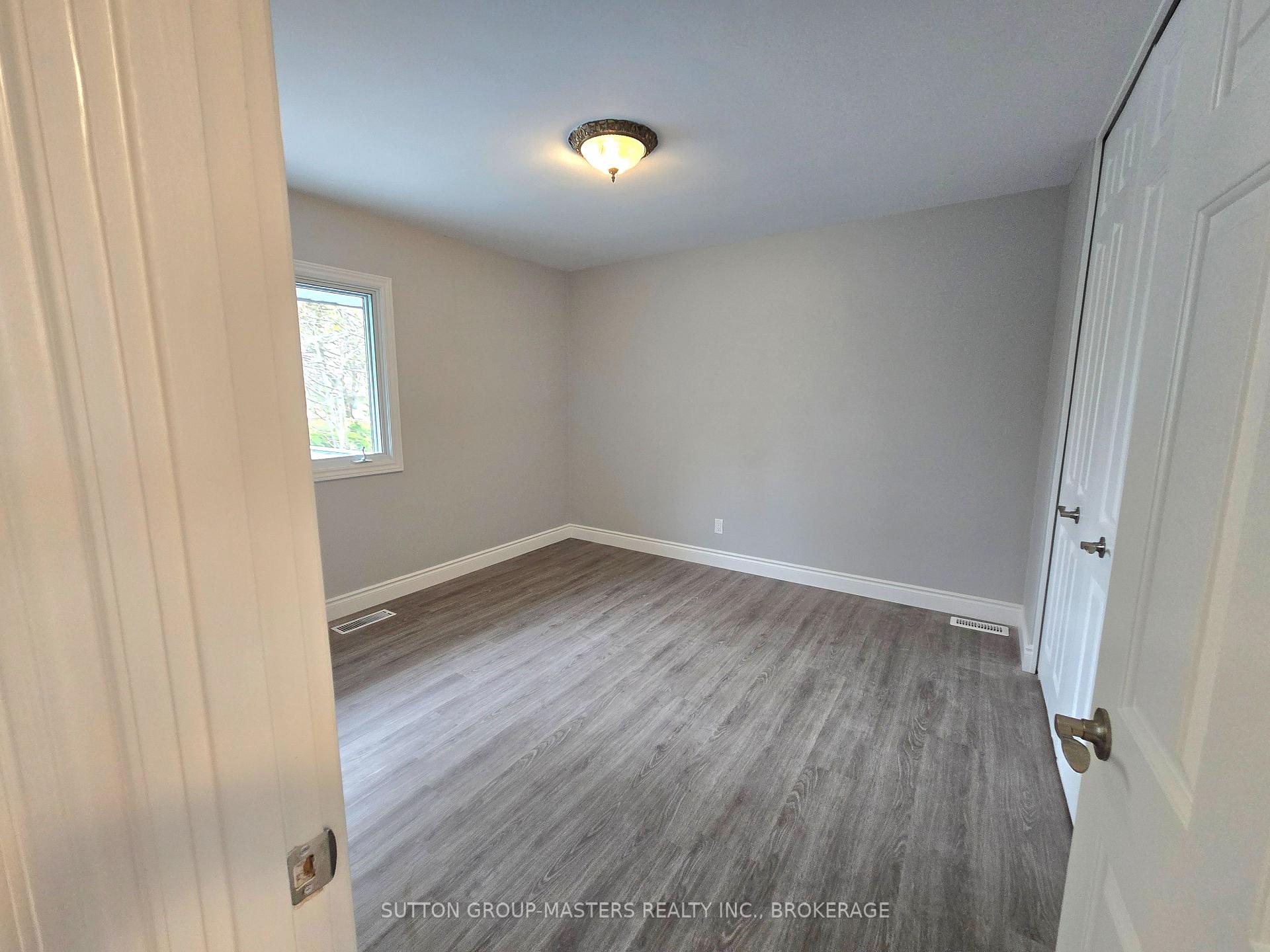 Photo 10 of 319 Arrowhead Place, Kingston, West of Sir John A. Blvd — HOMEH