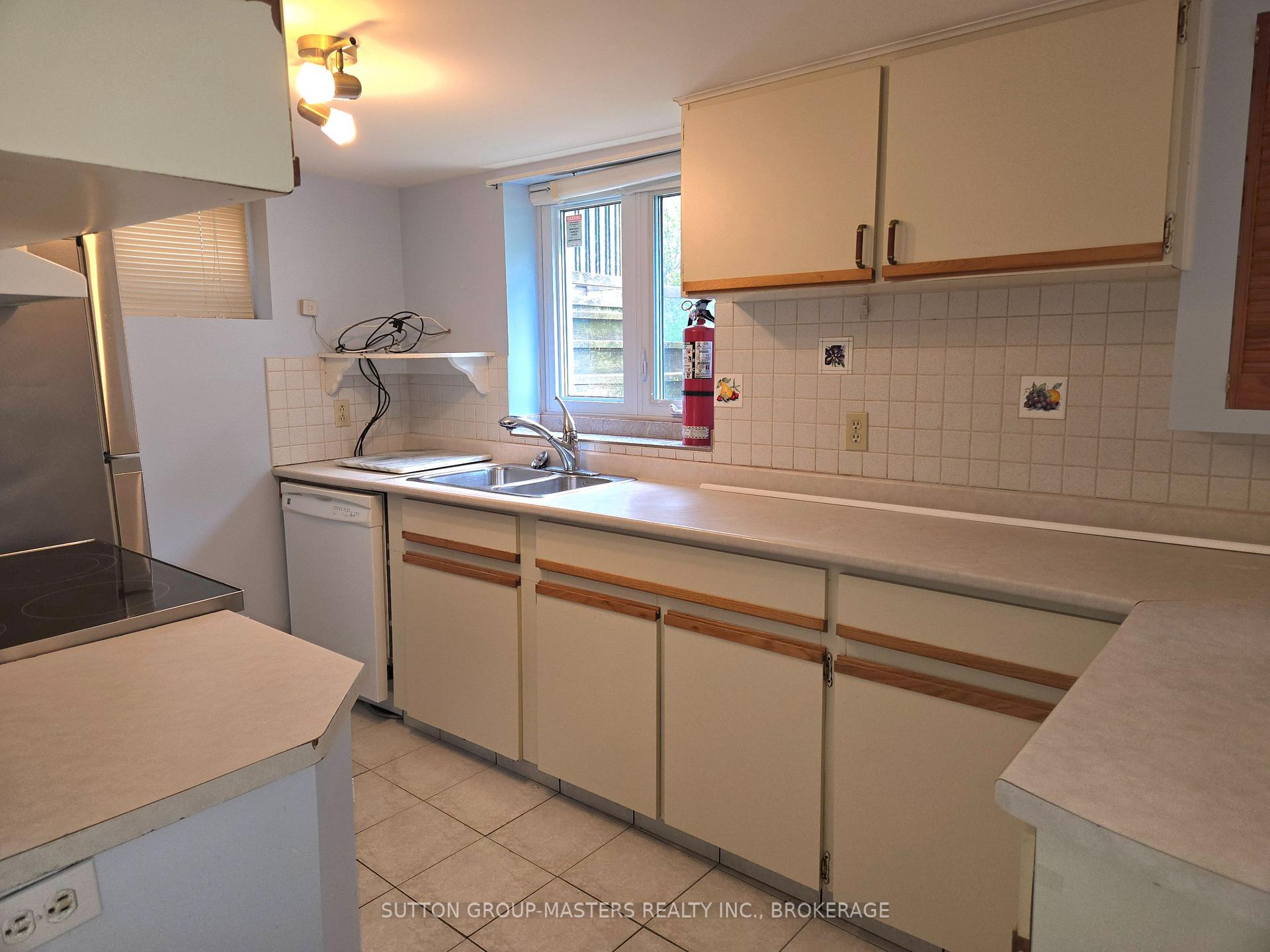 Photo 39 of 319 Arrowhead Place, Kingston, West of Sir John A. Blvd — HOMEH