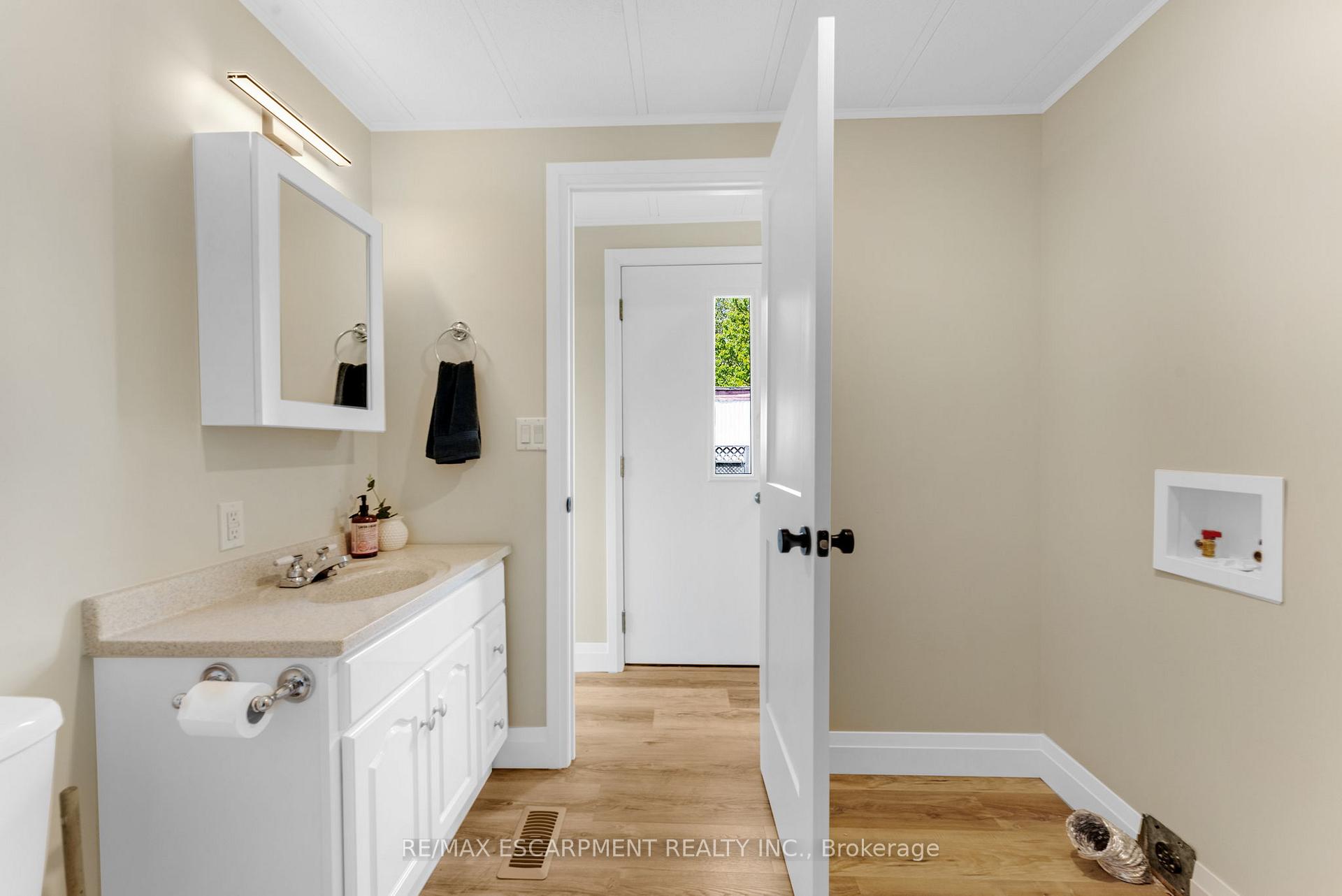 Photo 11 of Unit 16, 43969 Highway 3, Wainfleet, Marshville/Winger — HOMEH