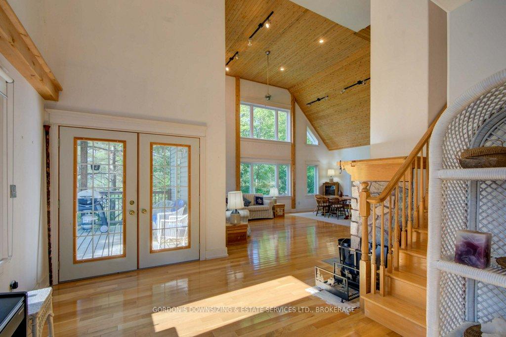 Photo 5 of 1023 Neva Lane, Frontenac, Frontenac South — HOMEH