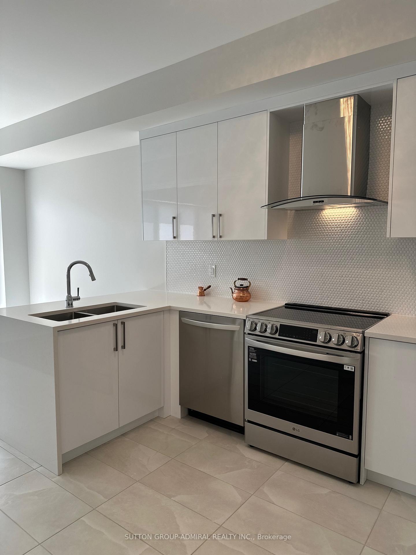 Photo 23 of 205 Closson Drive, Whitby, Rural Whitby — HOMEH