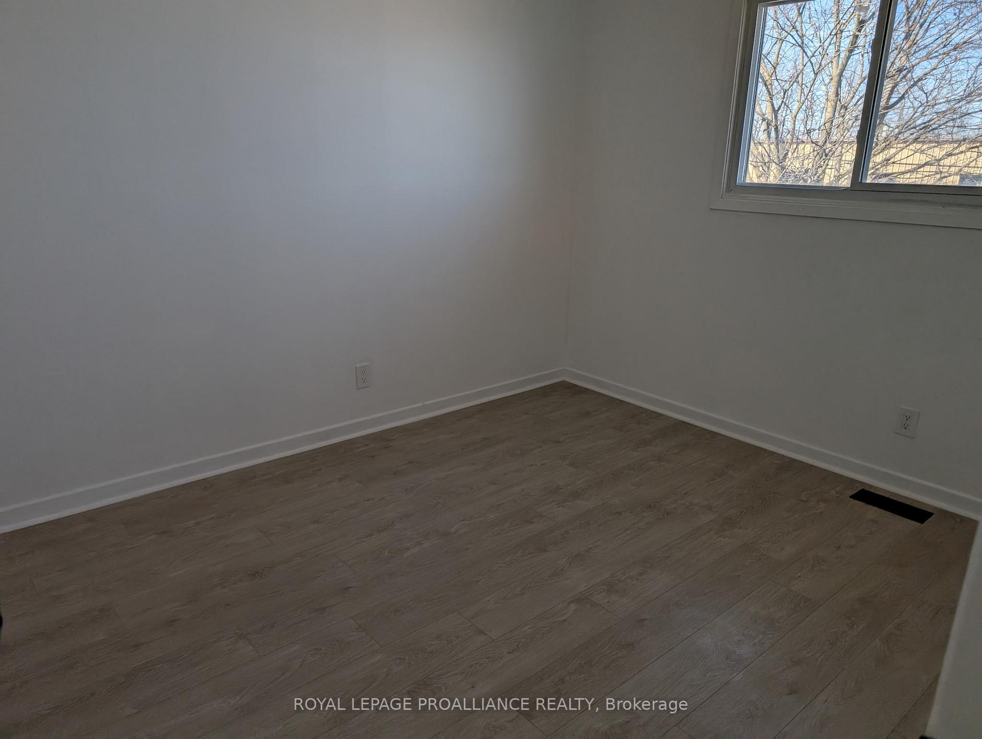 Photo 11 of 86 Wallbridge Crescent, Belleville, Belleville Ward — HOMEH