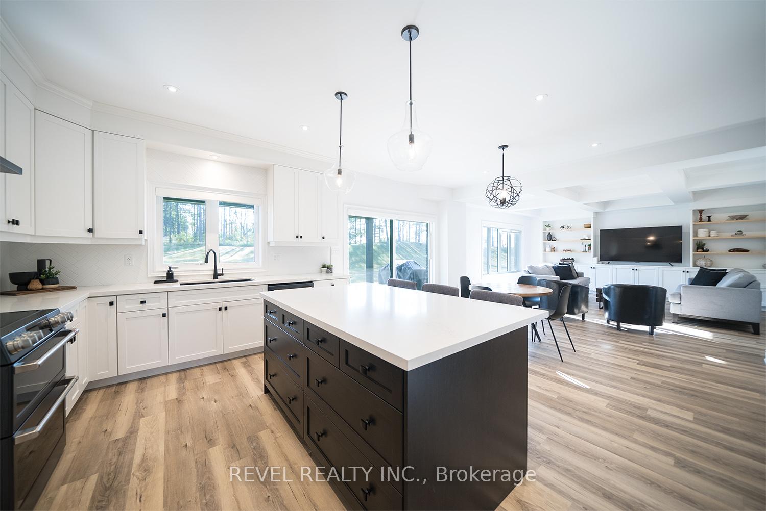 Photo 2 of 113 Daugaard Avenue, Brant, Paris — HOMEH