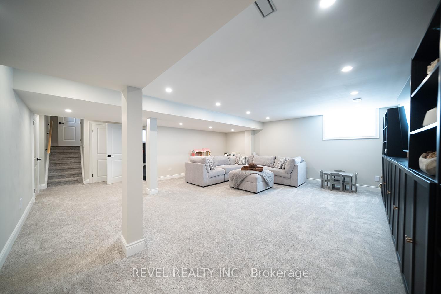 Photo 29 of 113 Daugaard Avenue, Brant, Paris — HOMEH