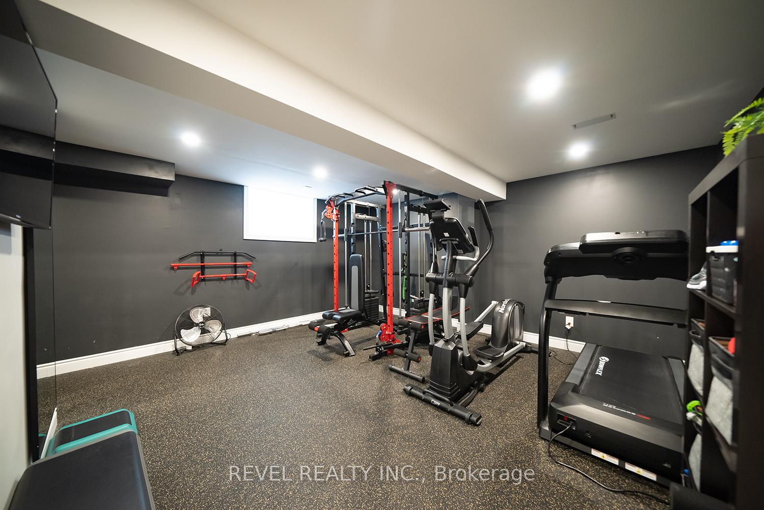 Photo 33 of 113 Daugaard Avenue, Brant, Paris — HOMEH