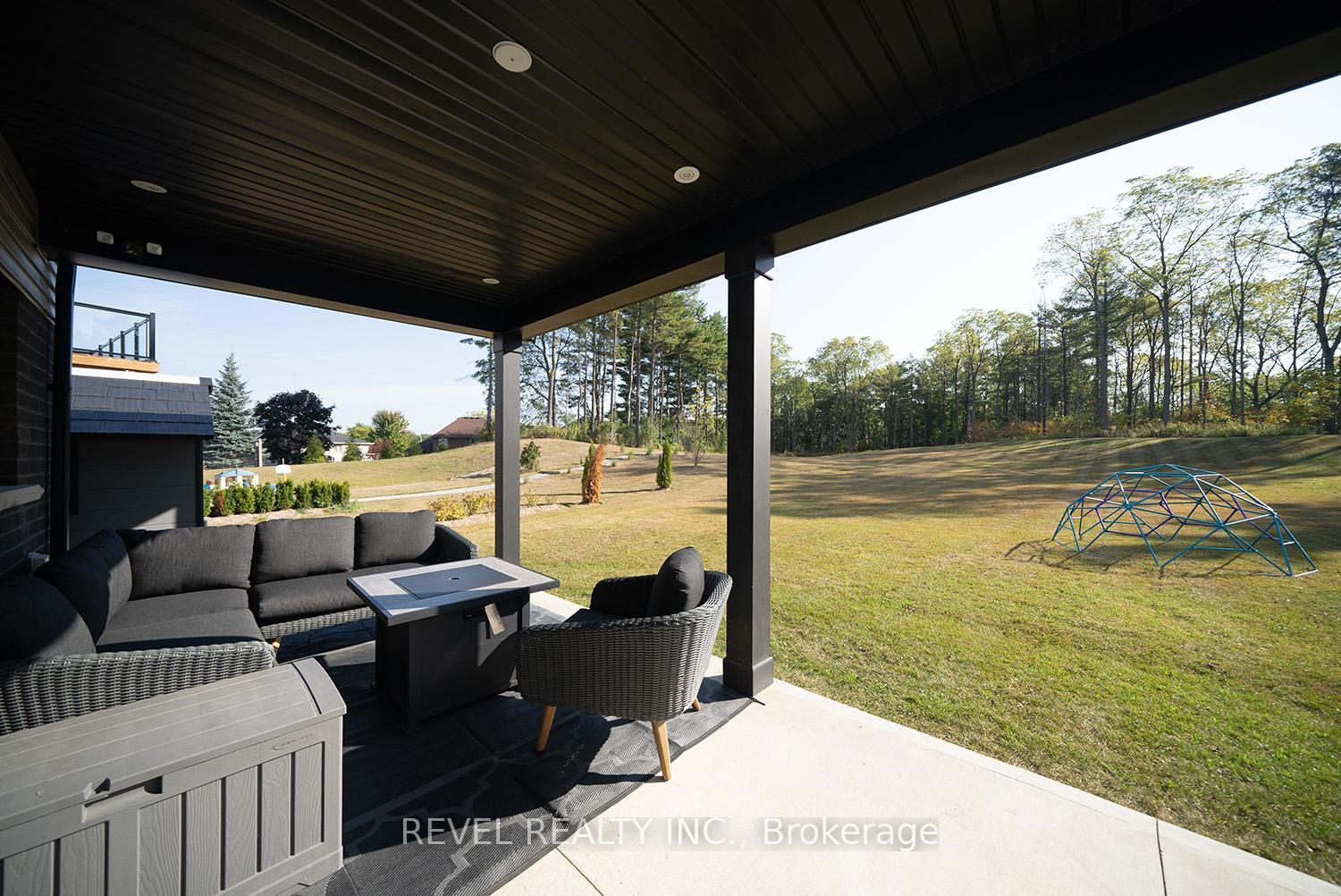 Photo 36 of 113 Daugaard Avenue, Brant, Paris — HOMEH