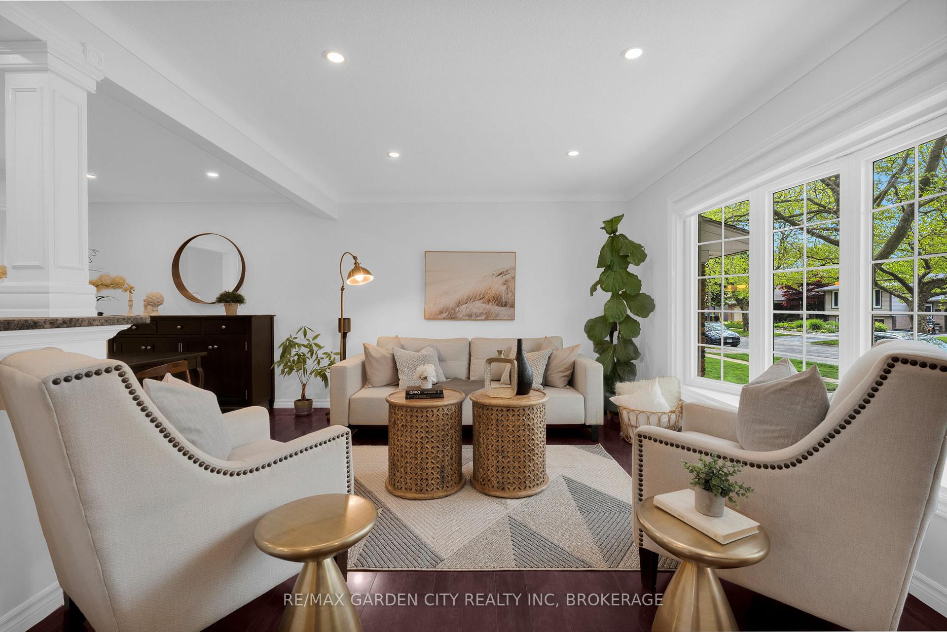 Photo 6 of 15 Kimbermount Drive, St. Catharines, Lakeshore — HOMEH