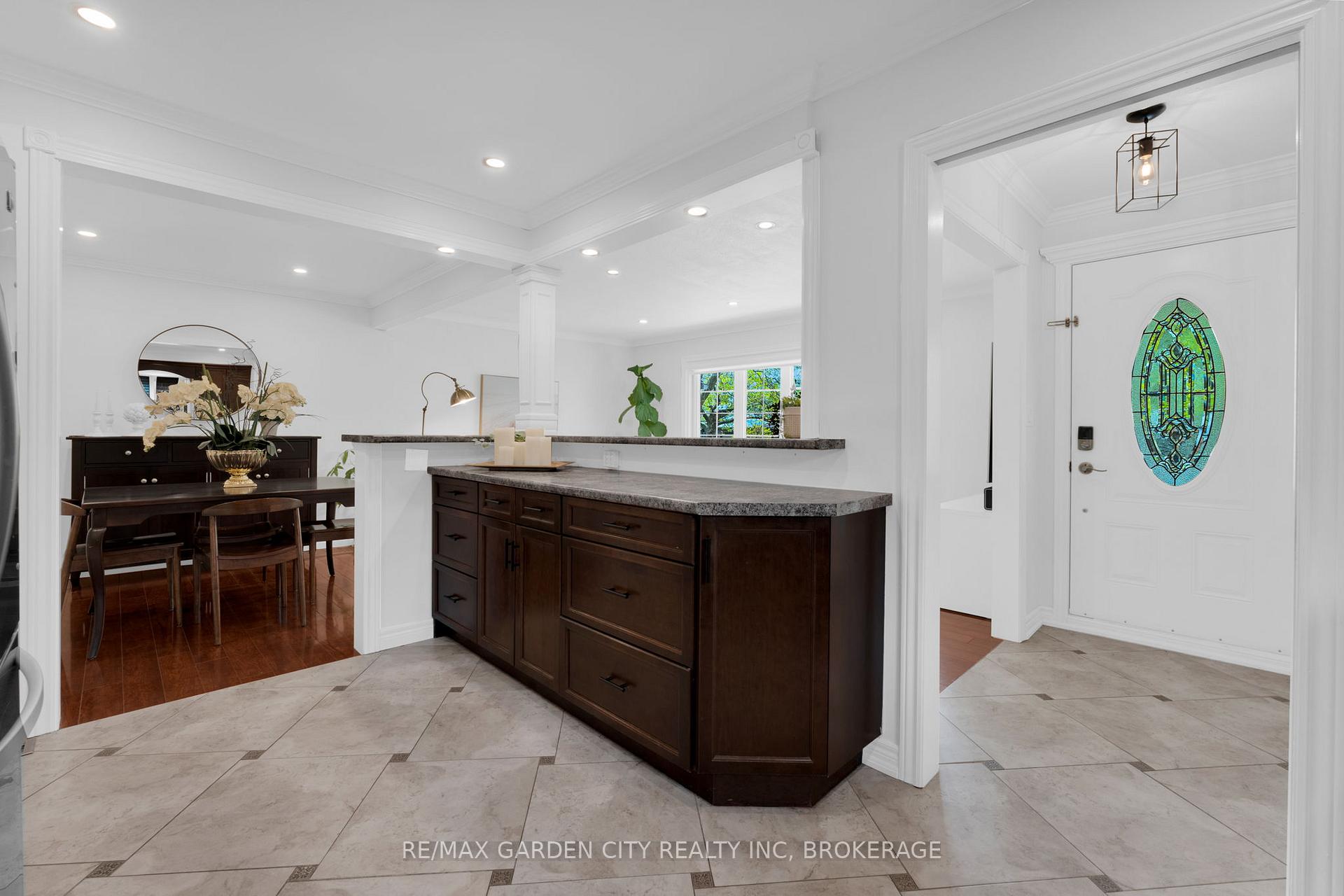 Photo 12 of 15 Kimbermount Drive, St. Catharines, Lakeshore — HOMEH