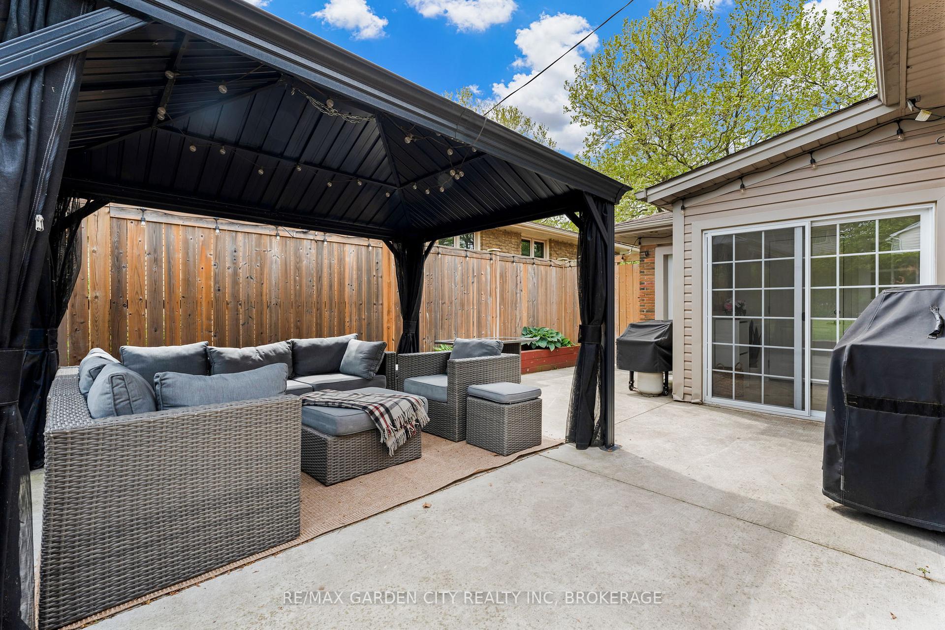 Photo 39 of 15 Kimbermount Drive, St. Catharines, Lakeshore — HOMEH