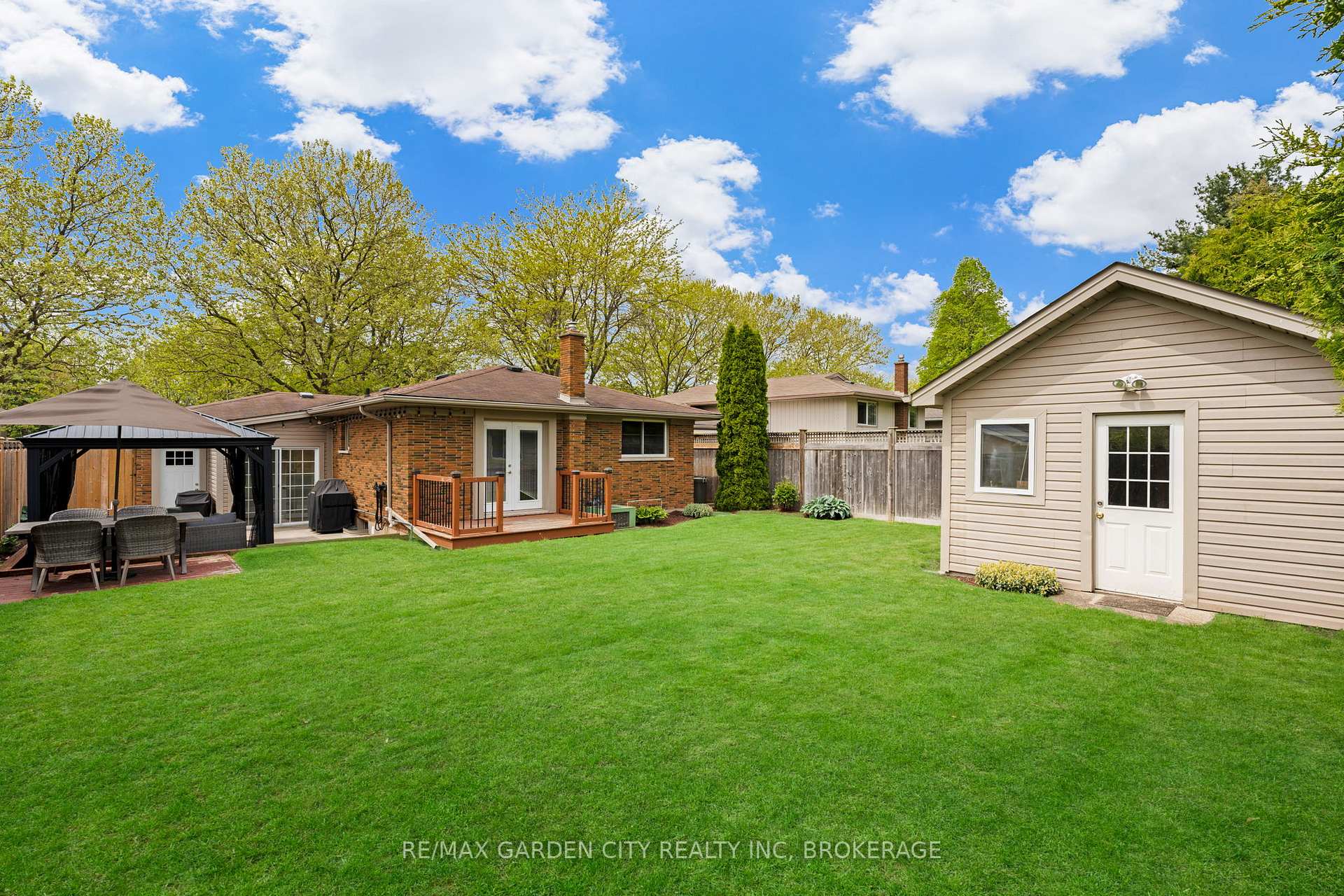 Photo 38 of 15 Kimbermount Drive, St. Catharines, Lakeshore — HOMEH