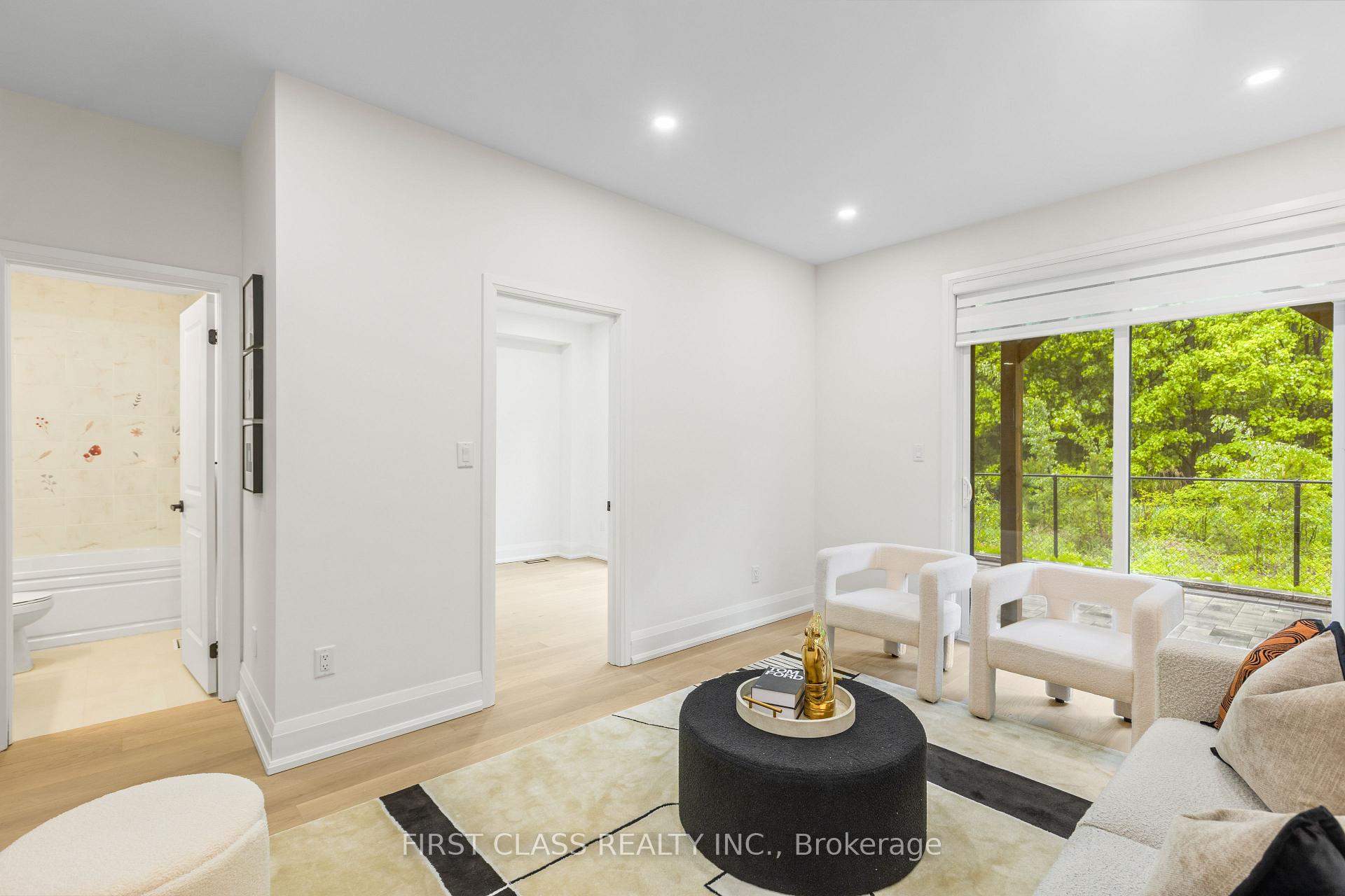 Photo 5 of 40 La Tache Crescent, Markham, Victoria Square — HOMEH