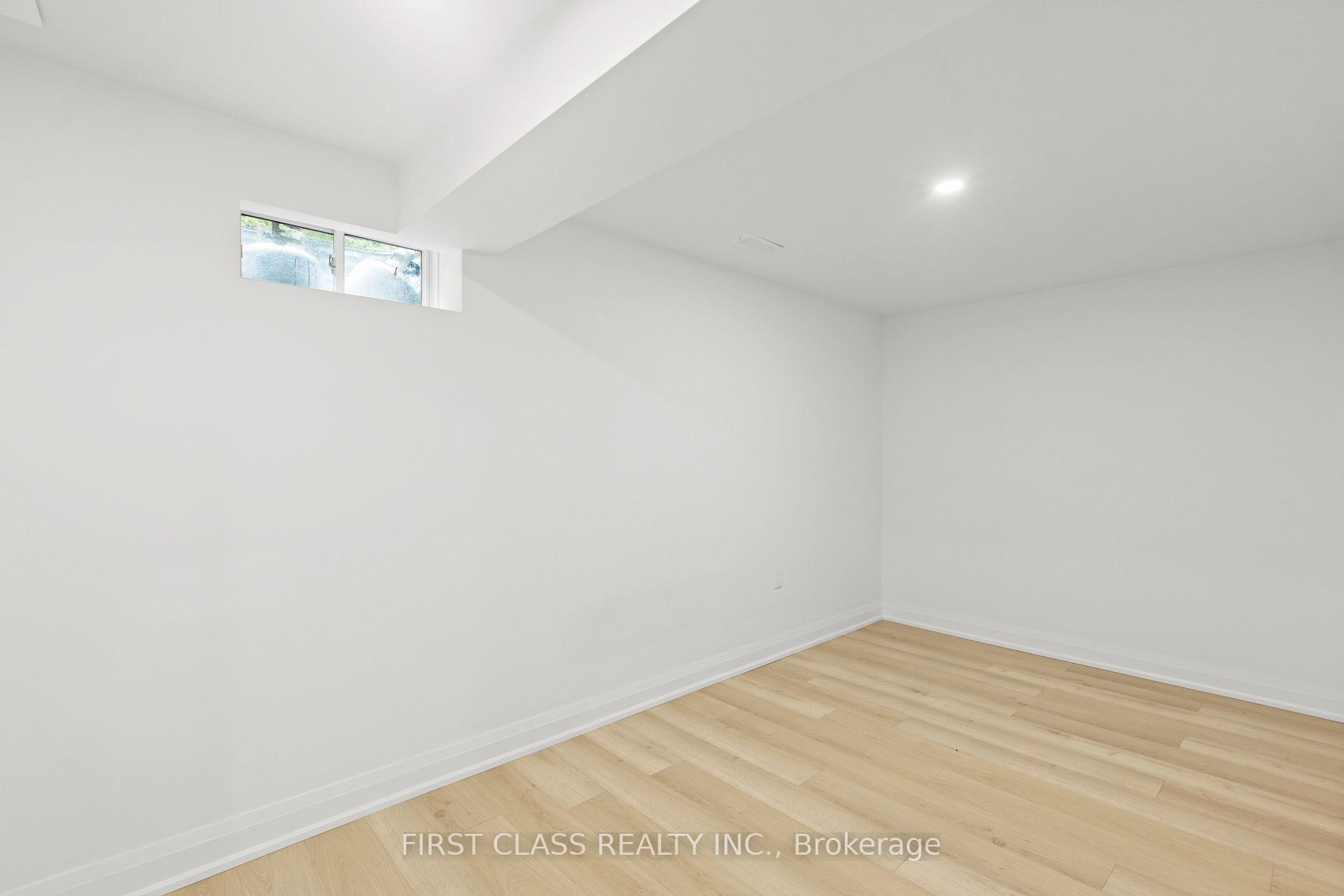Photo 35 of 40 La Tache Crescent, Markham, Victoria Square — HOMEH