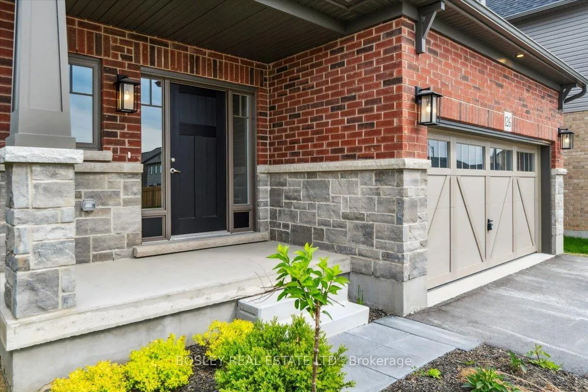 Photo 3 of 126 Devonleigh Gate N, Grey Highlands — HOMEH