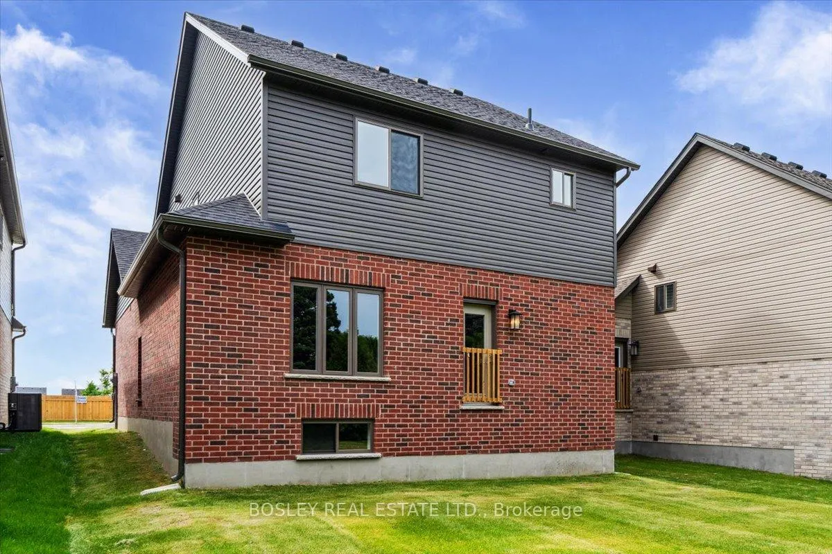 Photo 38 of 126 Devonleigh Gate N, Grey Highlands — HOMEH