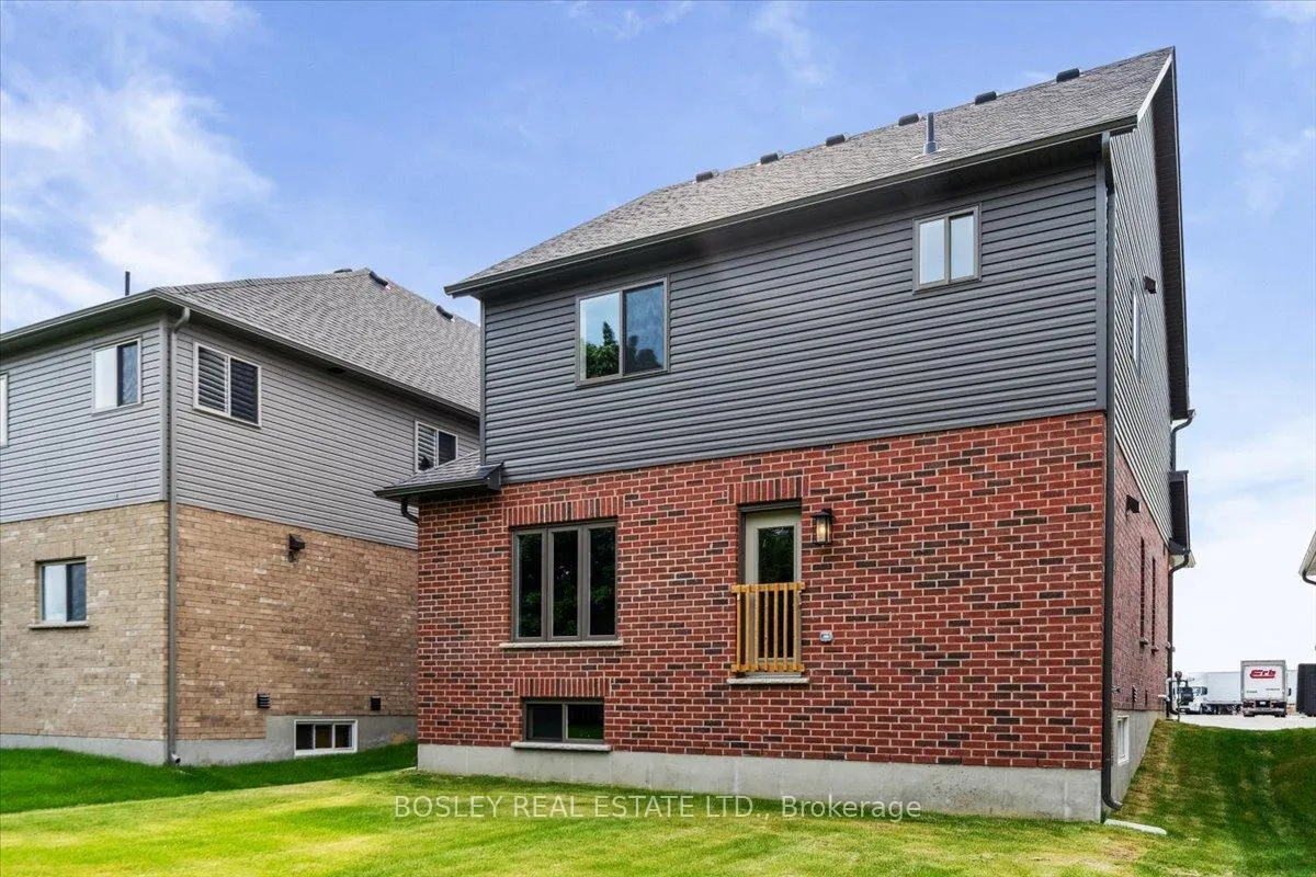Photo 39 of 126 Devonleigh Gate N, Grey Highlands — HOMEH
