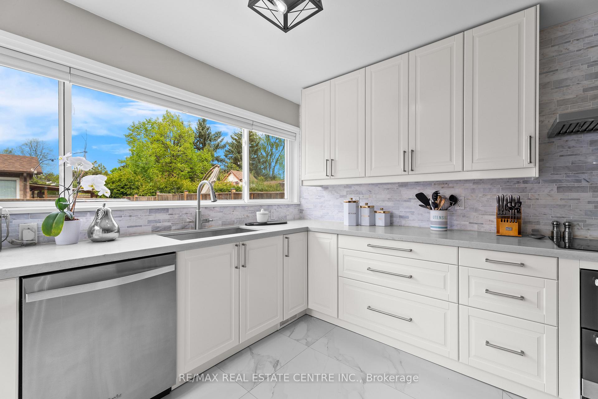 Photo 10 of 30 Greenmount Road, Brampton, Northgate — HOMEH