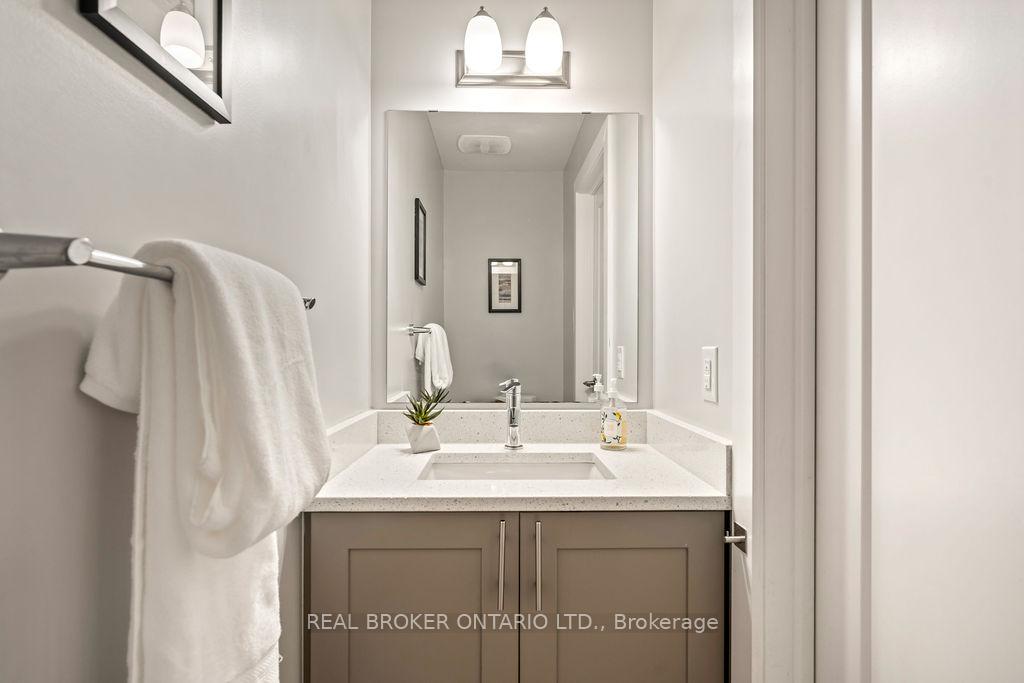 Photo 9 of 105 Avro Circle, Ottawa, CFB Rockcliffe and Area — HOMEH