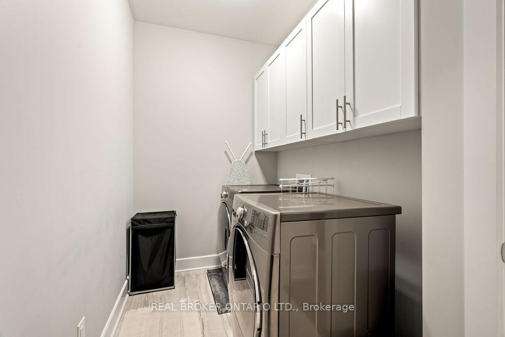 Photo 18 of 105 Avro Circle, Ottawa, CFB Rockcliffe and Area — HOMEH
