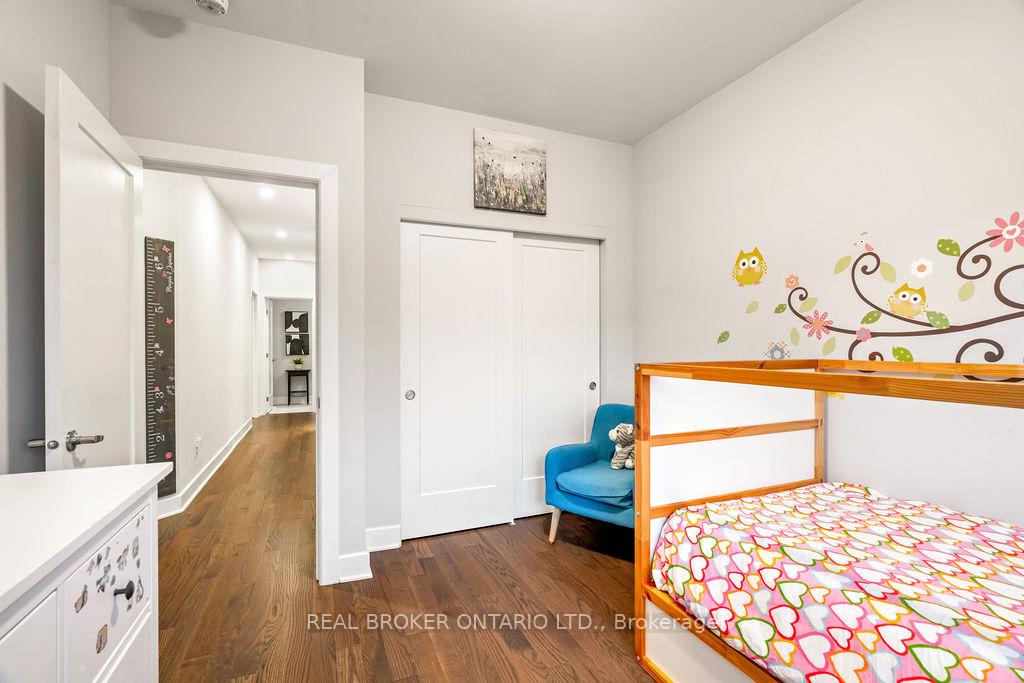 Photo 25 of 105 Avro Circle, Ottawa, CFB Rockcliffe and Area — HOMEH