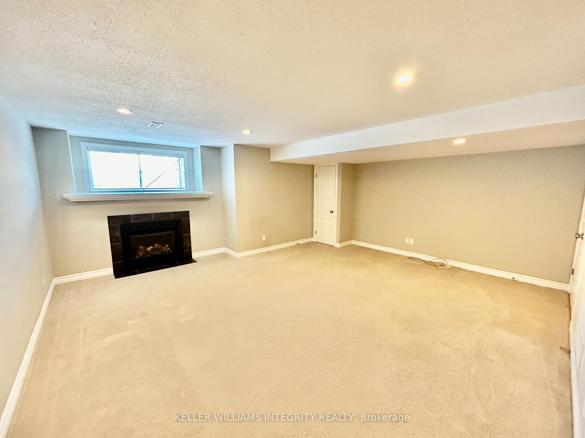 Photo 17 of 950 Cobble Hill Drive, Ottawa, Barrhaven - Cedargrove/Fraserdale — HOMEH