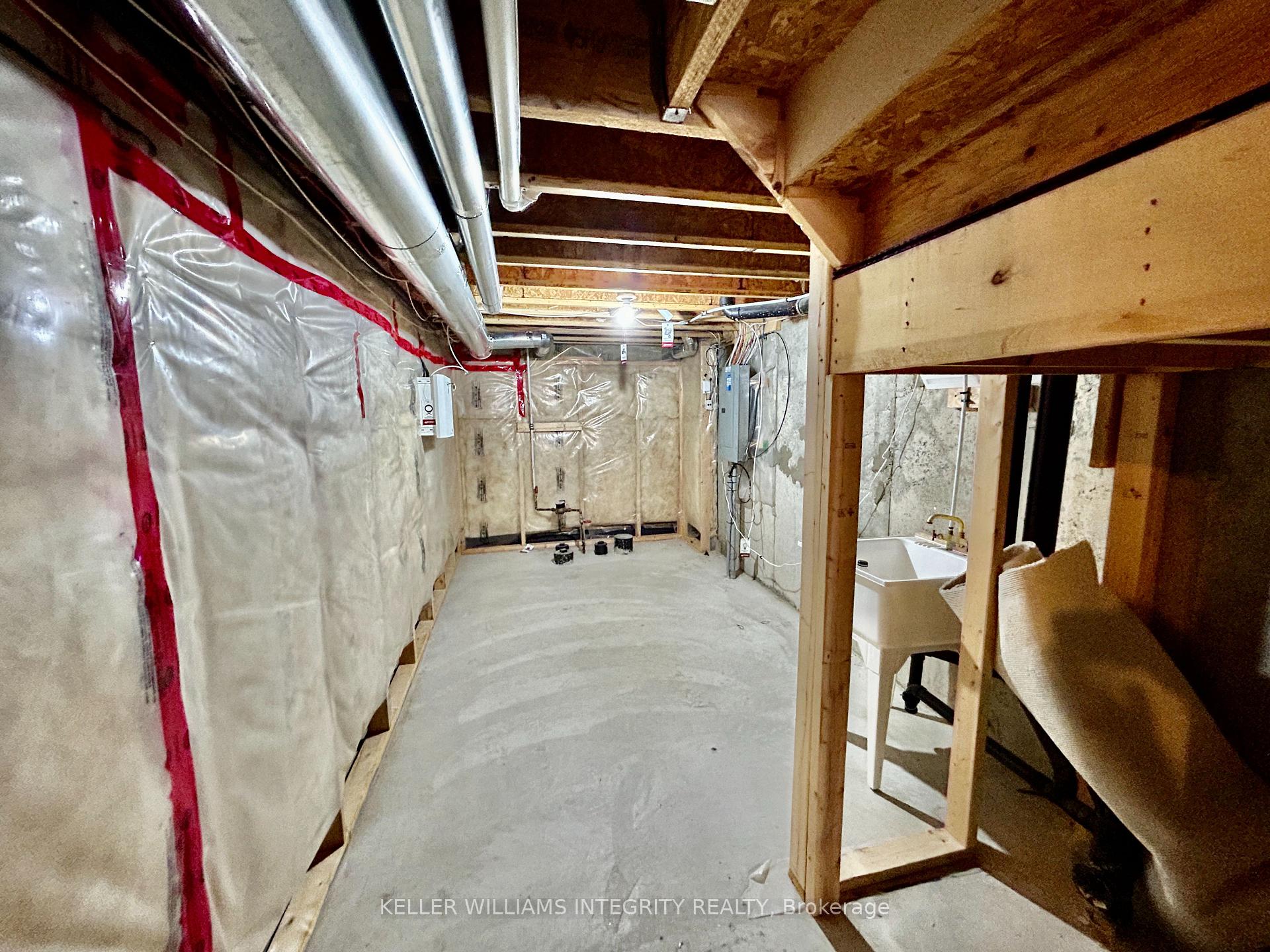 Photo 19 of 950 Cobble Hill Drive, Ottawa, Barrhaven - Cedargrove/Fraserdale — HOMEH