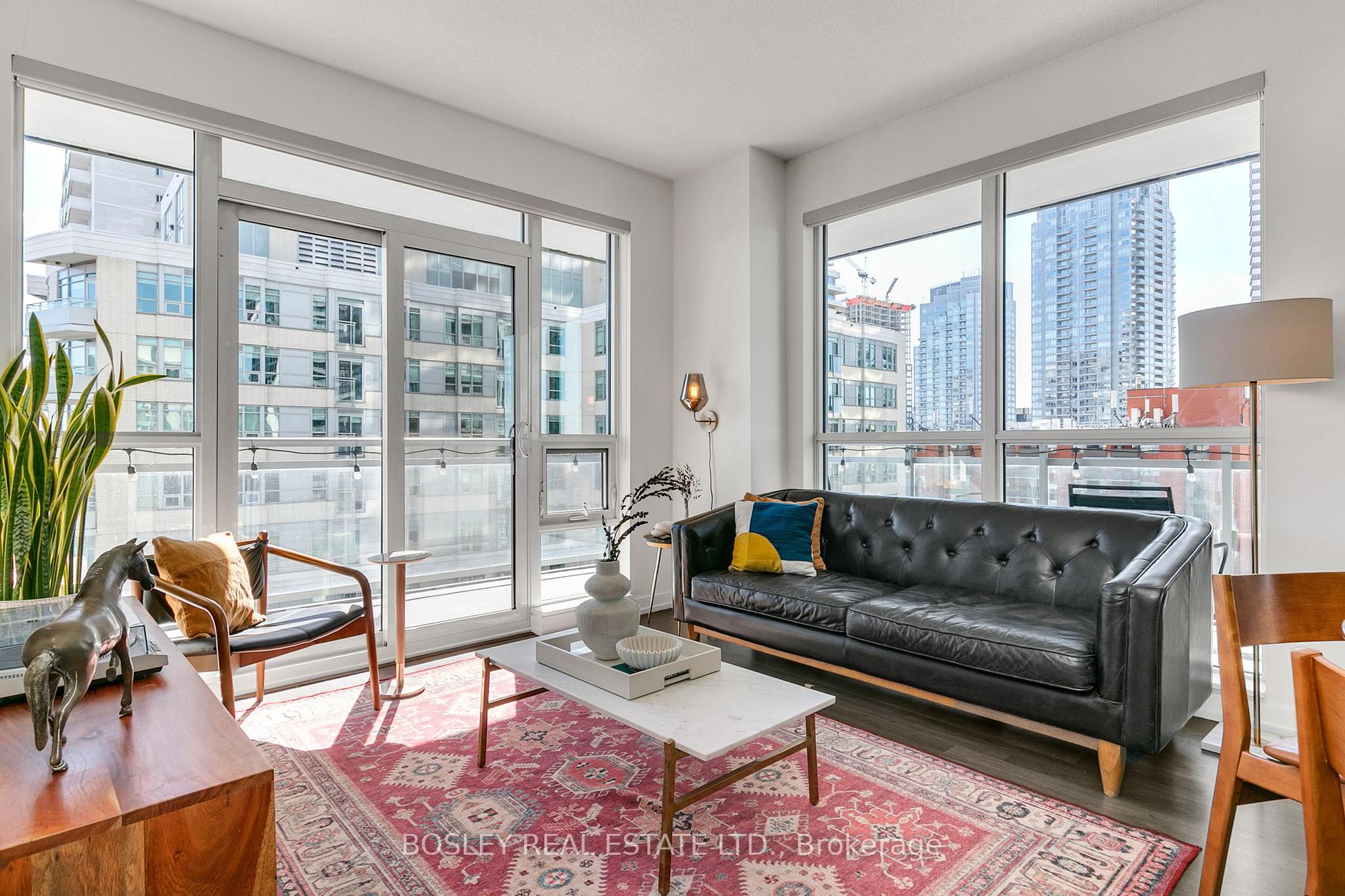 Photo 1 of Unit 1320, 98 Lillian Street, Toronto, Mount Pleasant West — HOMEH