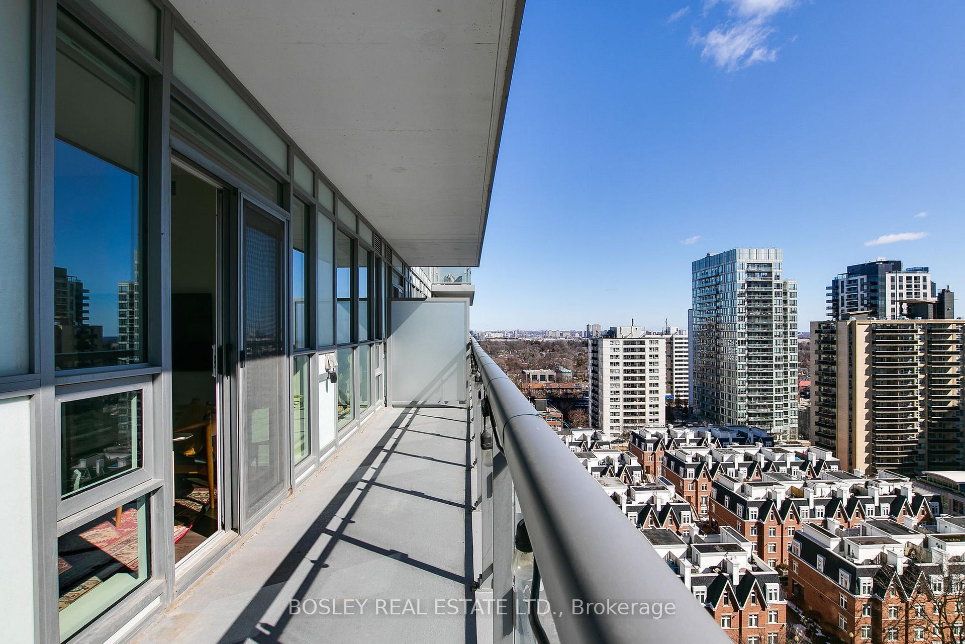 Photo 12 of Unit 1320, 98 Lillian Street, Toronto, Mount Pleasant West — HOMEH