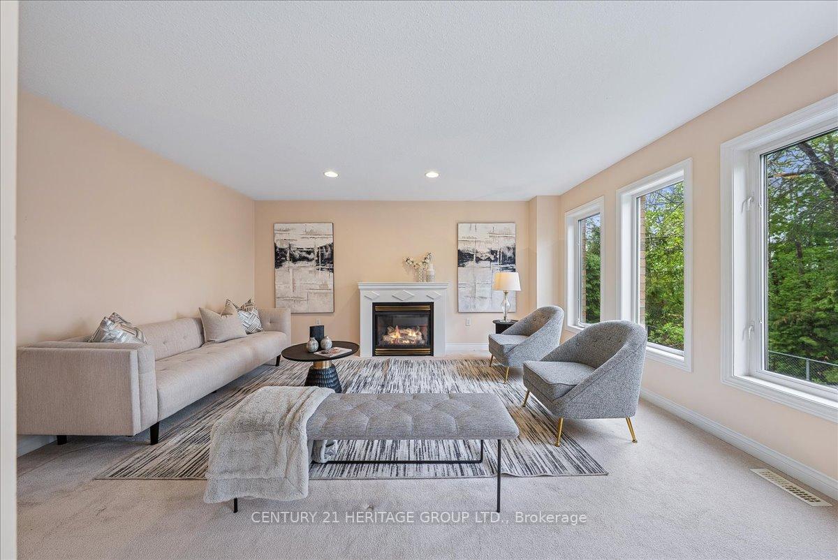 Photo 5 of 160 Cheltenham Road, Barrie, Georgian Drive — HOMEH