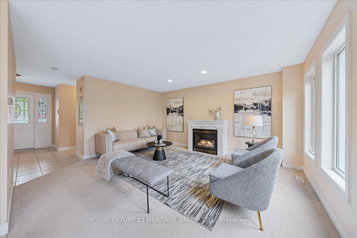 Photo 3 of 160 Cheltenham Road, Barrie, Georgian Drive — HOMEH