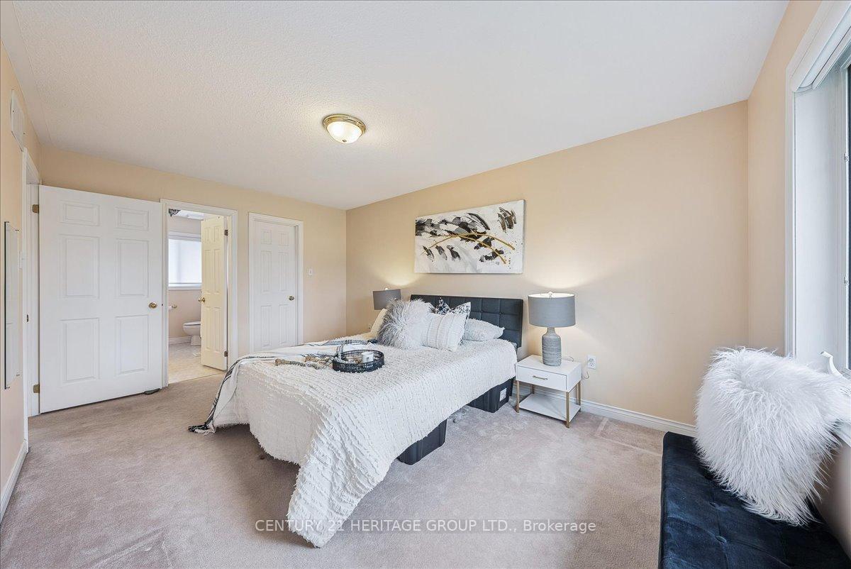 Photo 17 of 160 Cheltenham Road, Barrie, Georgian Drive — HOMEH